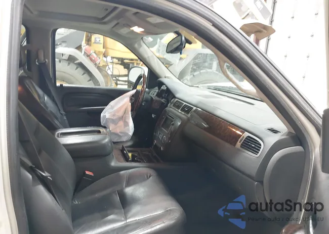 1GKS2EEF1BR221753: 42611516