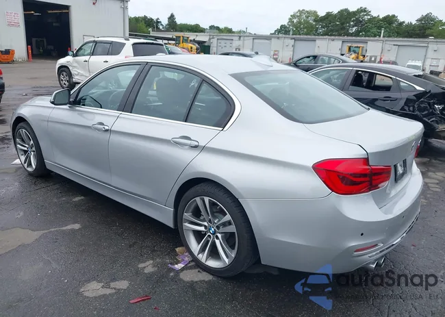 WBA8B9G31HNU52441: 42611581