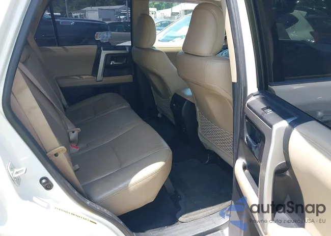 JTEBU5JR2E5165643: 42611656