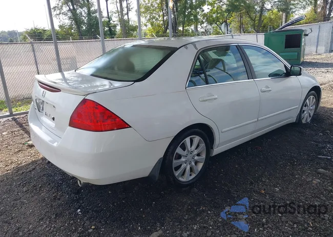 1HGCM66556A055376: 42611667