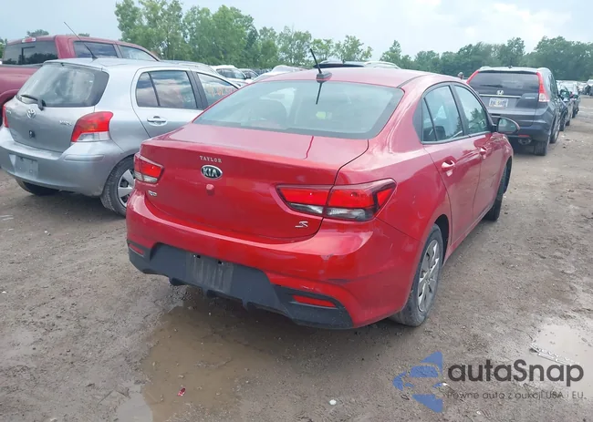 3KPA24AD0LE279663: 42611774