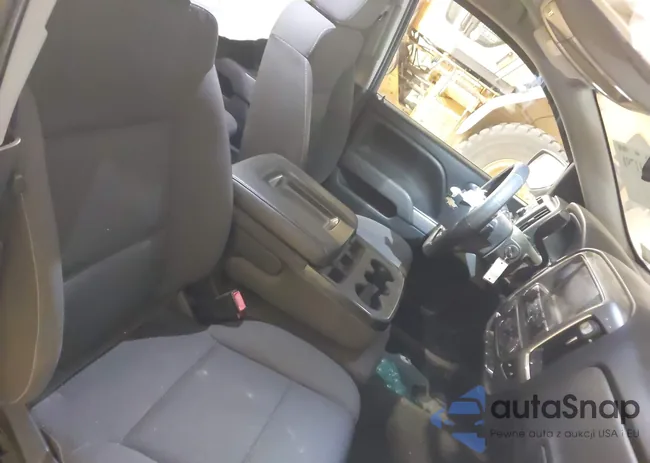 1GCVKREC5HZ137644: 42611791