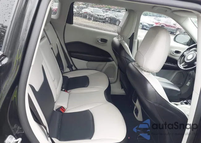 3C4NJCCB3LT169096: 42611871