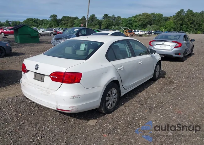 3VW2K7AJ3CM463493: 42611889
