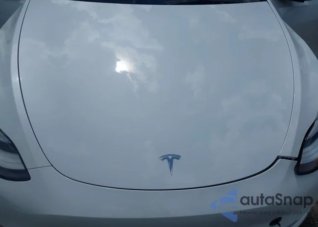 5YJYGDEE8MF124910: 42611084