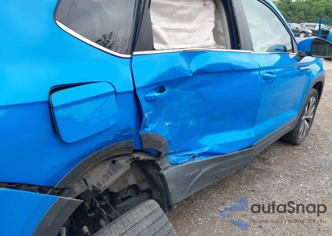 3VVYX7B24NM022451: 42611101