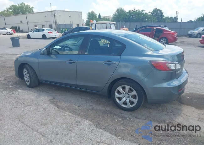 JM1BL1U77D1719095: 42611139