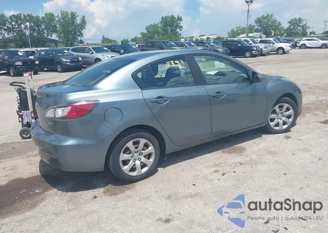 JM1BL1U77D1719095: 42611139