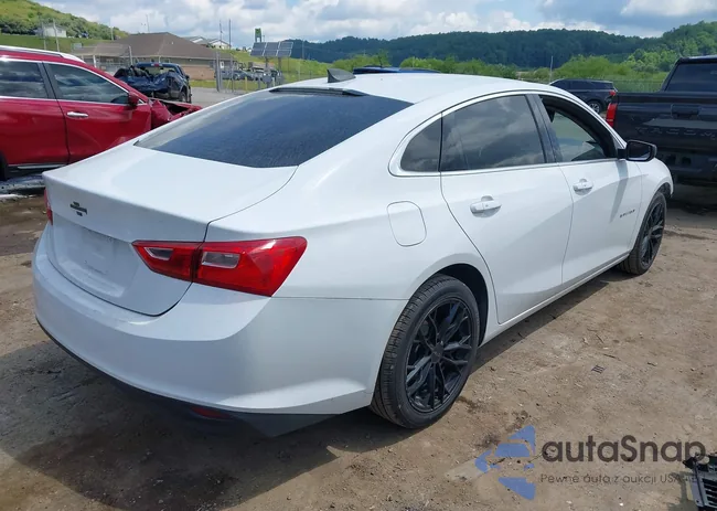 1G1ZB5ST4GF339544: 42611152