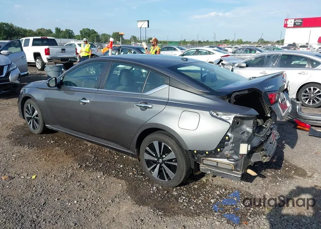 1N4BL4DV8NN355592: 42611267