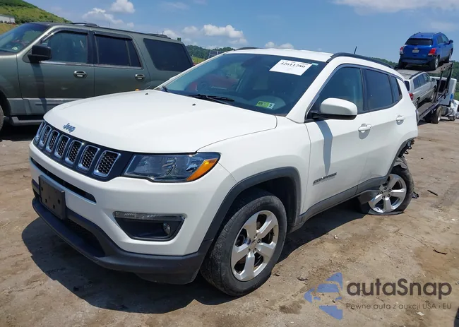 3C4NJDBB5JT256809: 42611280