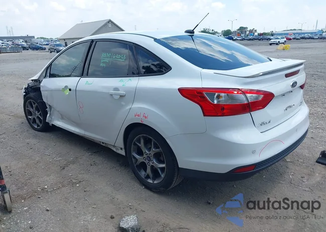 1FADP3F21EL217544: 42612380