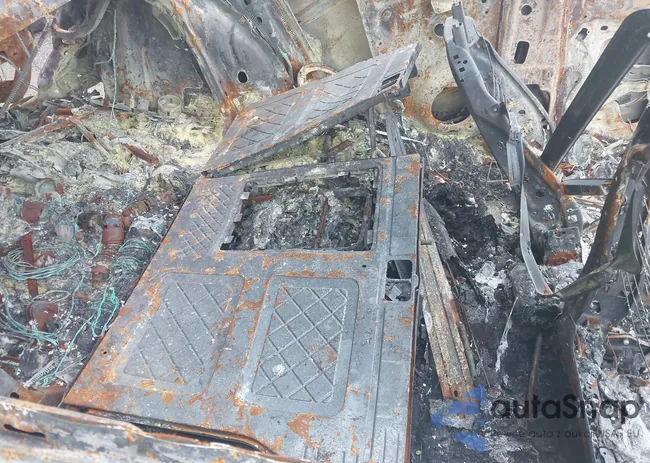 3VW4T7AJ6HM333057: 42612650