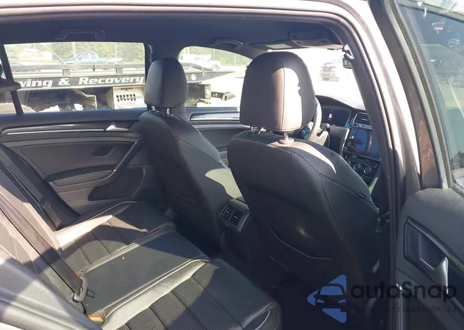 WVWWF7AU8JW228457: 42612655