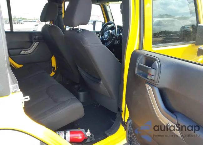 1C4BJWDG5FL565948: 42612011