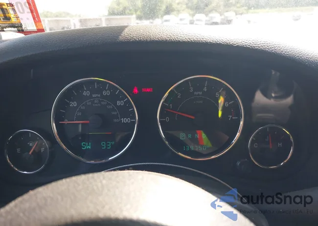 1C4BJWDG8FL760247: 42612184