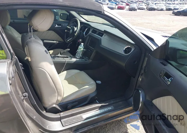 1ZVBP8FF4D5268067: 42612341