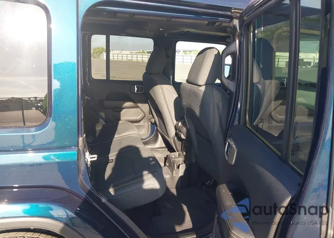 1C4PJXEN9SW529245: 42612345