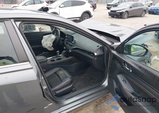 1N4BL4CW5LC234148: 42613540