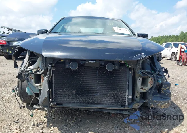 1HGCR2F74DA105550: 42613631