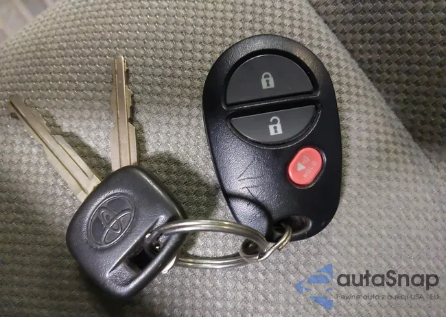 5TDZK3DC8BS165043: 42613931