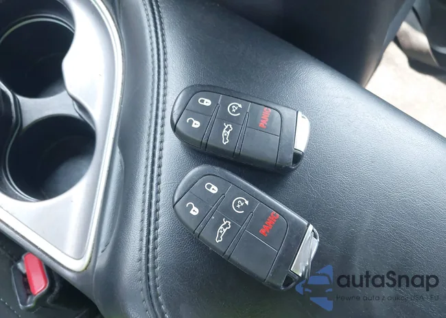 2C3CDZJG1NH265714: 42612999