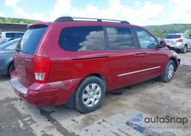 KNDMC233876011118: 42613028