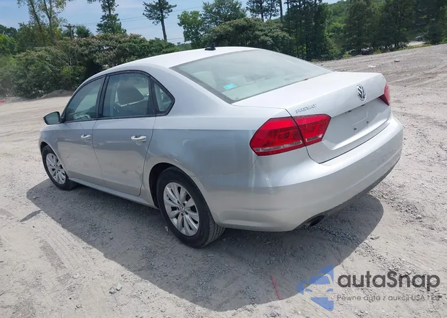 1VWAS7A31FC009620: 42613138