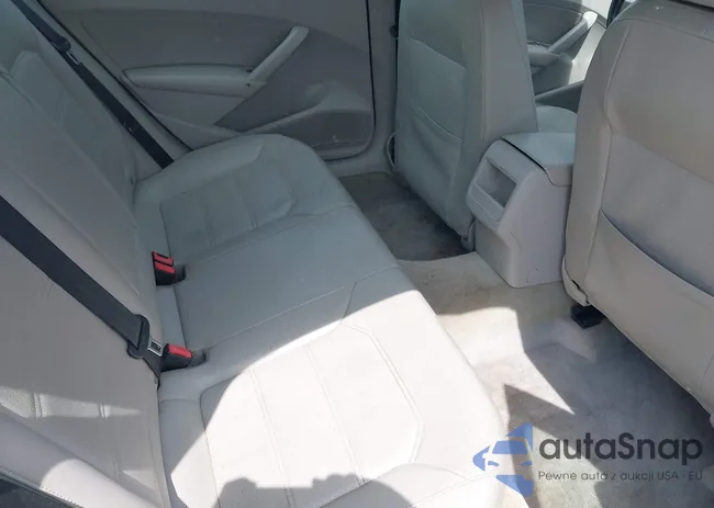 1VWAS7A31FC009620: 42613138