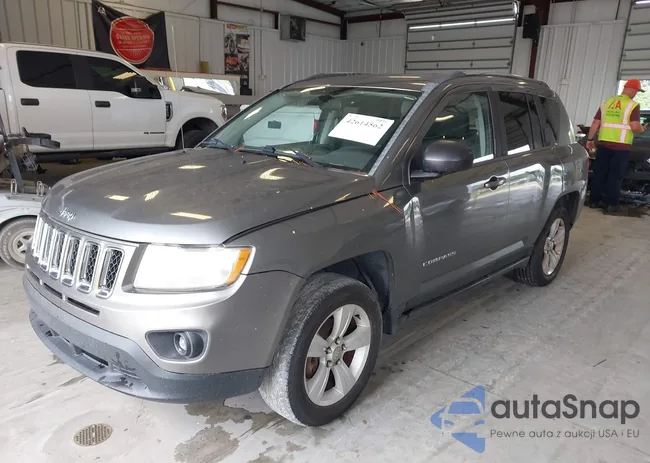 1C4NJDBB6CD675793: 42614562