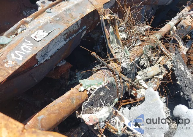 1FTNX21P93EC41636: 42614809