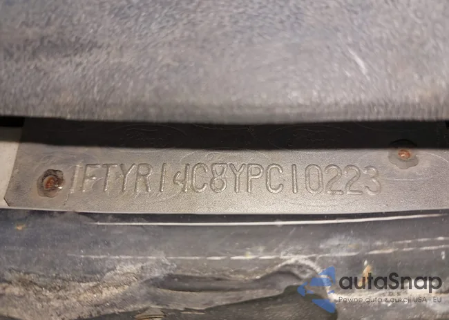 1FTYR14C8YPC10223: 42614843