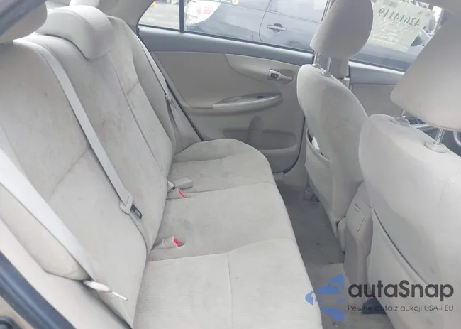 2T1BU4EE2AC200118: 42614119