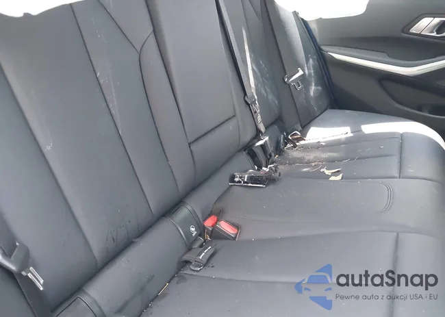 3MW5R7J06M8B57530: 42614217