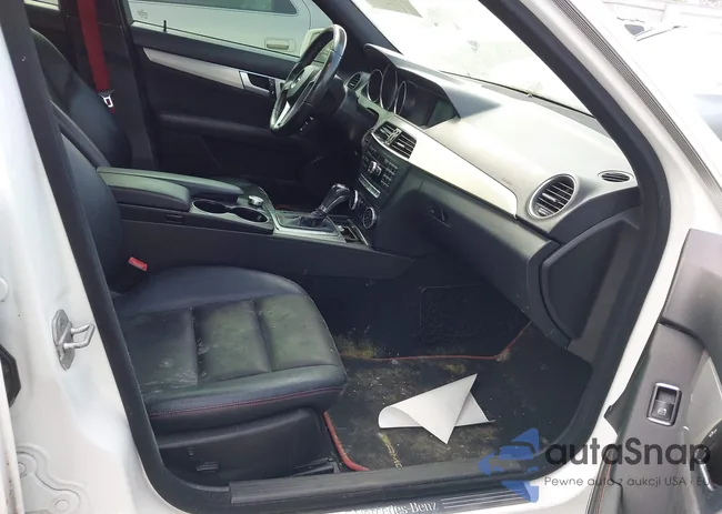 WDDGF4HB8DR268179: 42614239