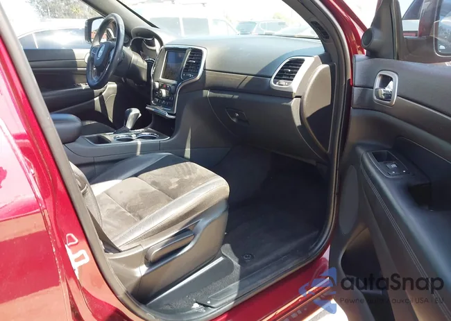 1C4RJFAG6JC303190: 42615548