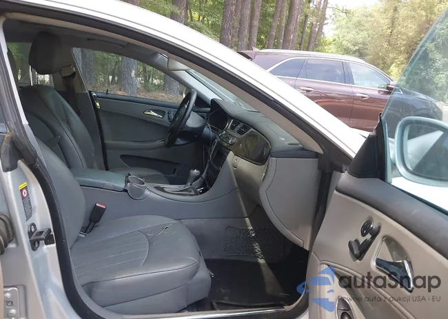 WDDDJ72X67A093411: 42615596