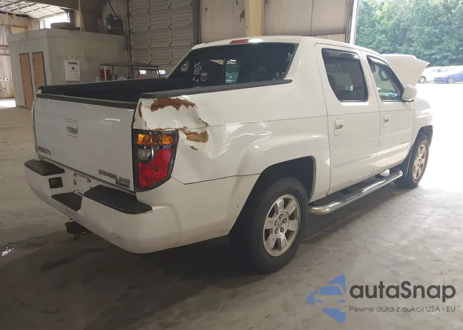 2HJYK16468H528979: 42615704