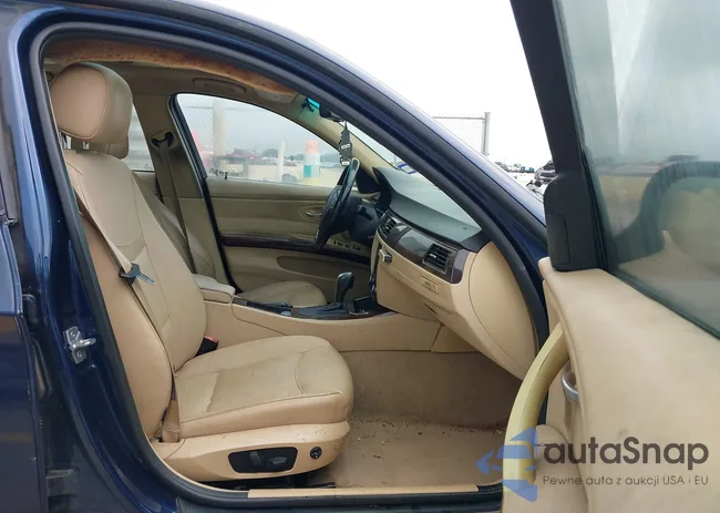 WBAPH7C56BE679847: 42615936