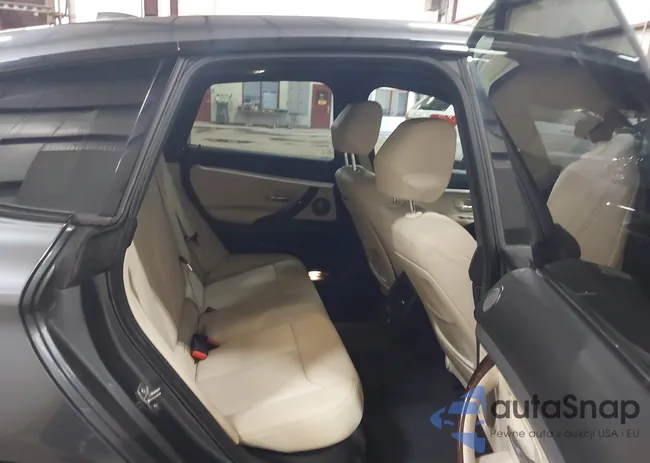 WBA3X9C53FD868156: 42615972