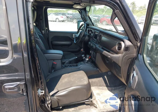 1C4HJXDN7LW245233: 42615185