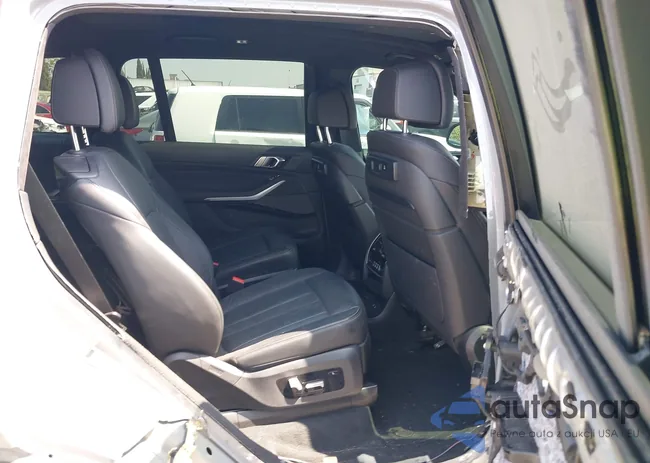 5UXCX6C06N9K18629: 42615345