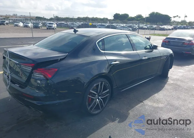 ZAM56YRM6RX445125: 42616702