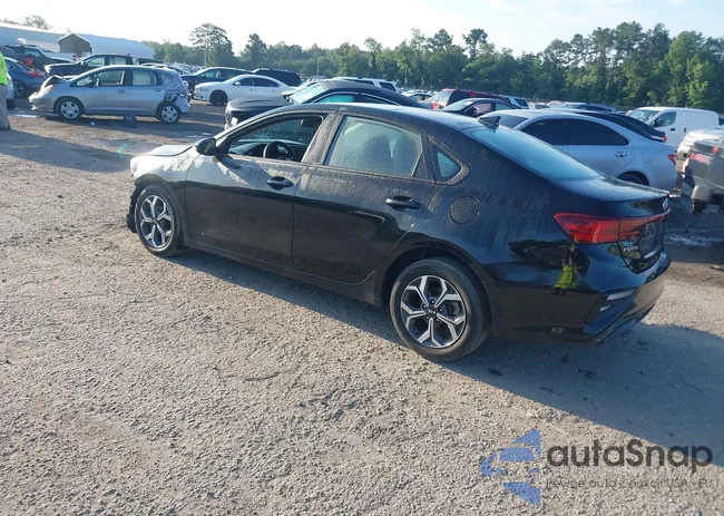 3KPF24AD7ME266500: 42616711