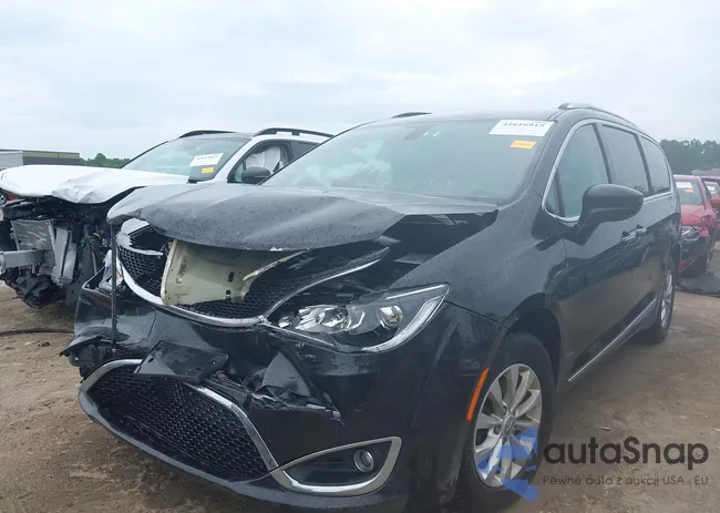 2C4RC1BG1KR629645: 42616915