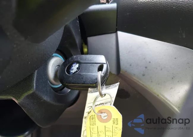 1FMCU9GD4JUC61958: 42616143