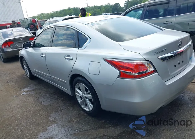 1N4AL3AP8EC428032: 42616235