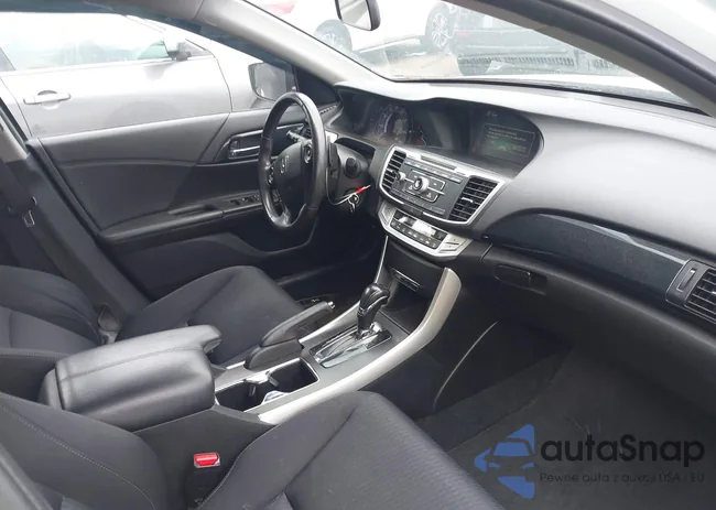 1HGCR2F54FA019558: 42616251