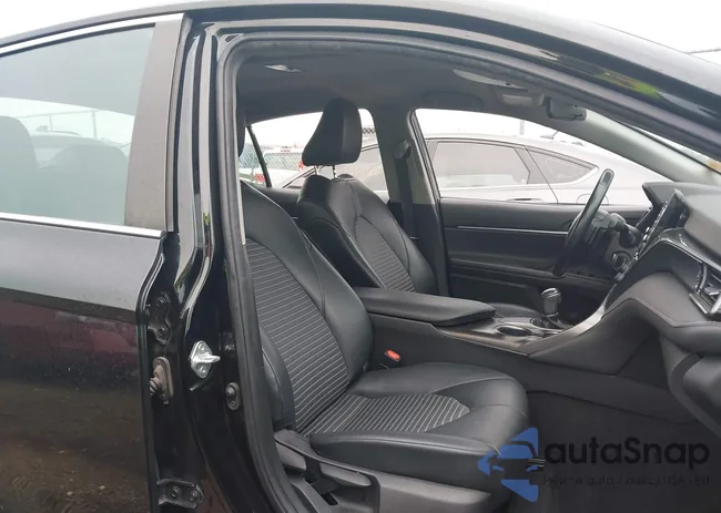 4T1G11AK3MU454884: 42616252