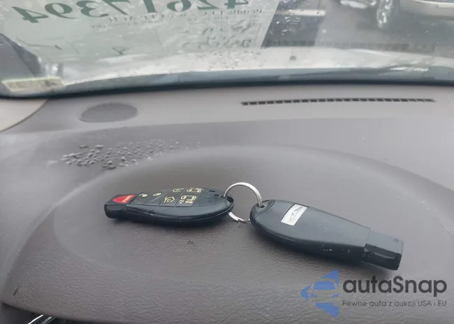 2C4RC1GG8CR361364: 42617394